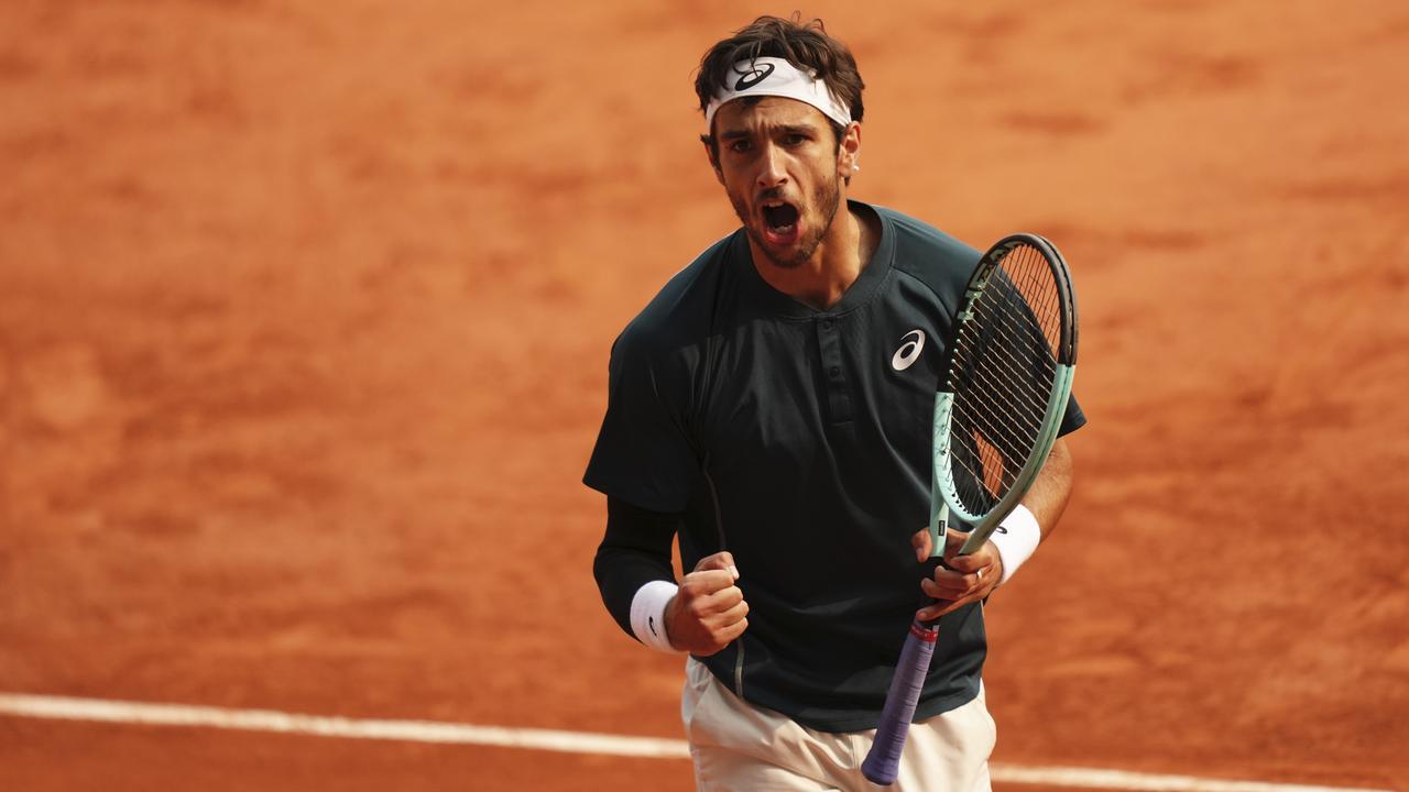 Strepitoso Lorenzo Musetti: batte anche Tiafoe e vola in semifinale