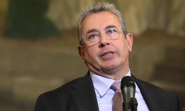 
	Giuseppe Luigi Cucca, candidato sindaco dell'Alleanza "Solo Nuoro"

