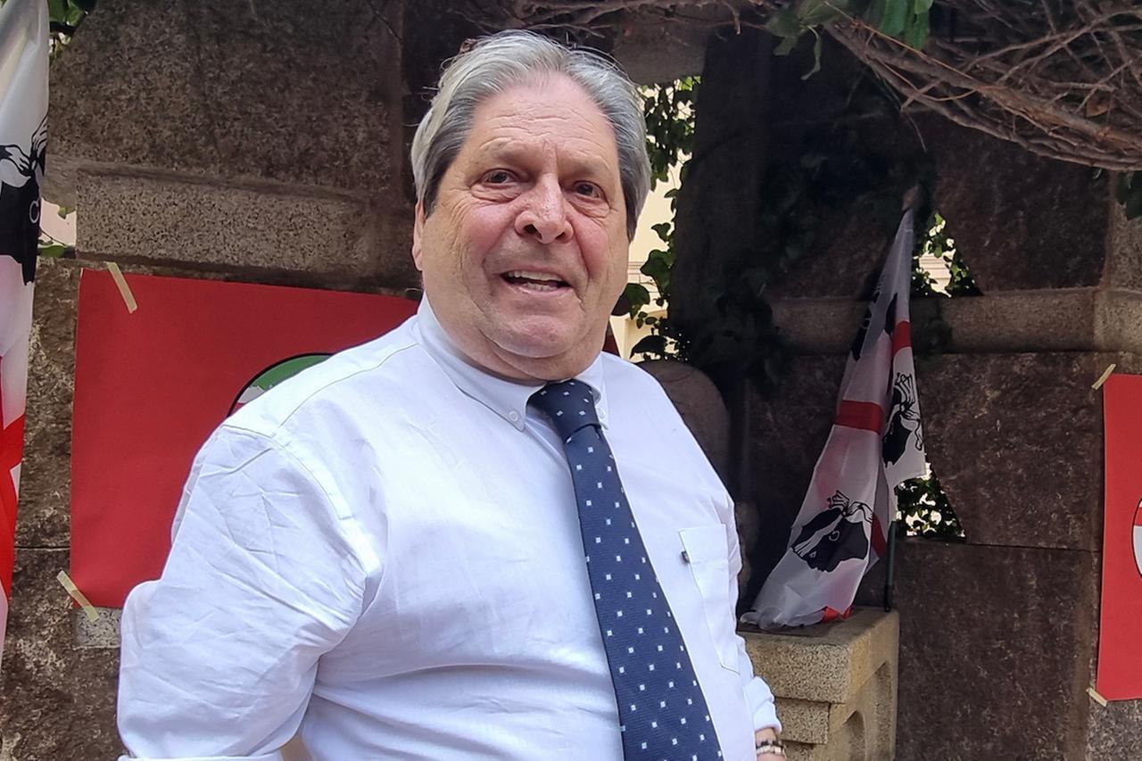 
	Domenico Mele, candidato sindaco di Democrazia sovrana popolare

