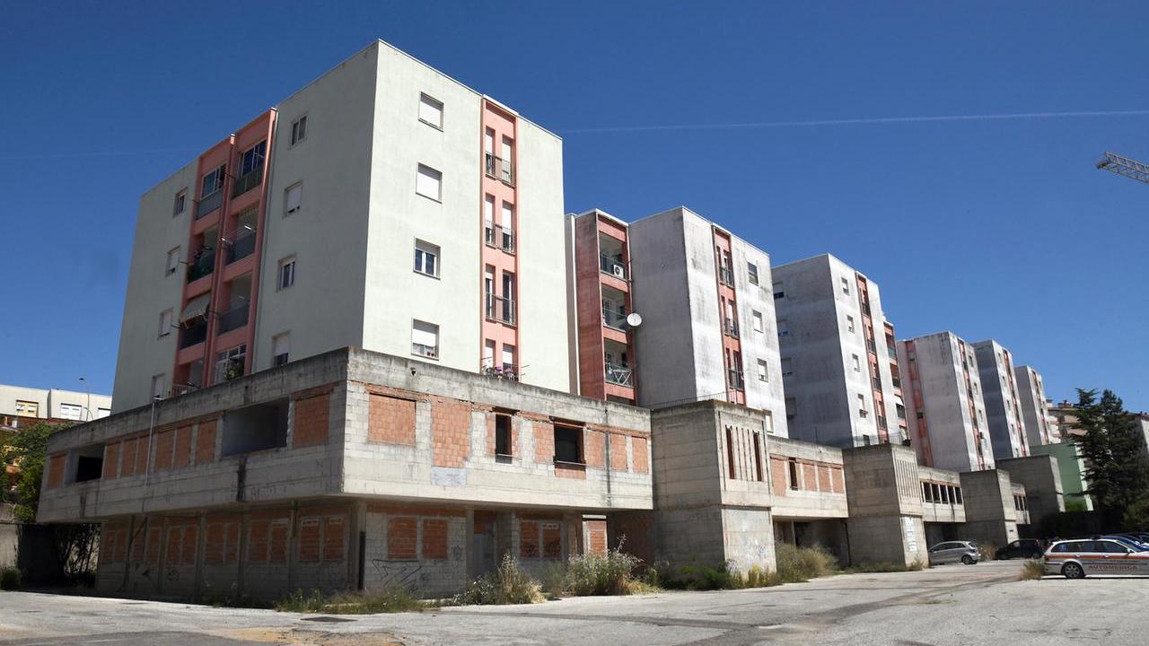 Edilizia residenziale pubblica (foto di Massimo Locci)