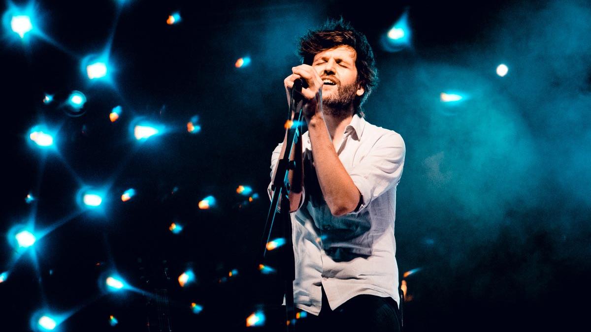 Il concerto di Dente chiude la campagna referendaria della Cgil