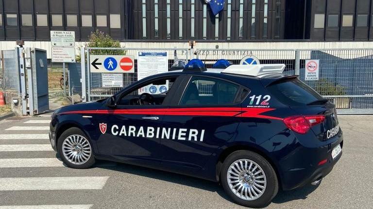 La donna ha denunciato ai carabinieri quanto subito
