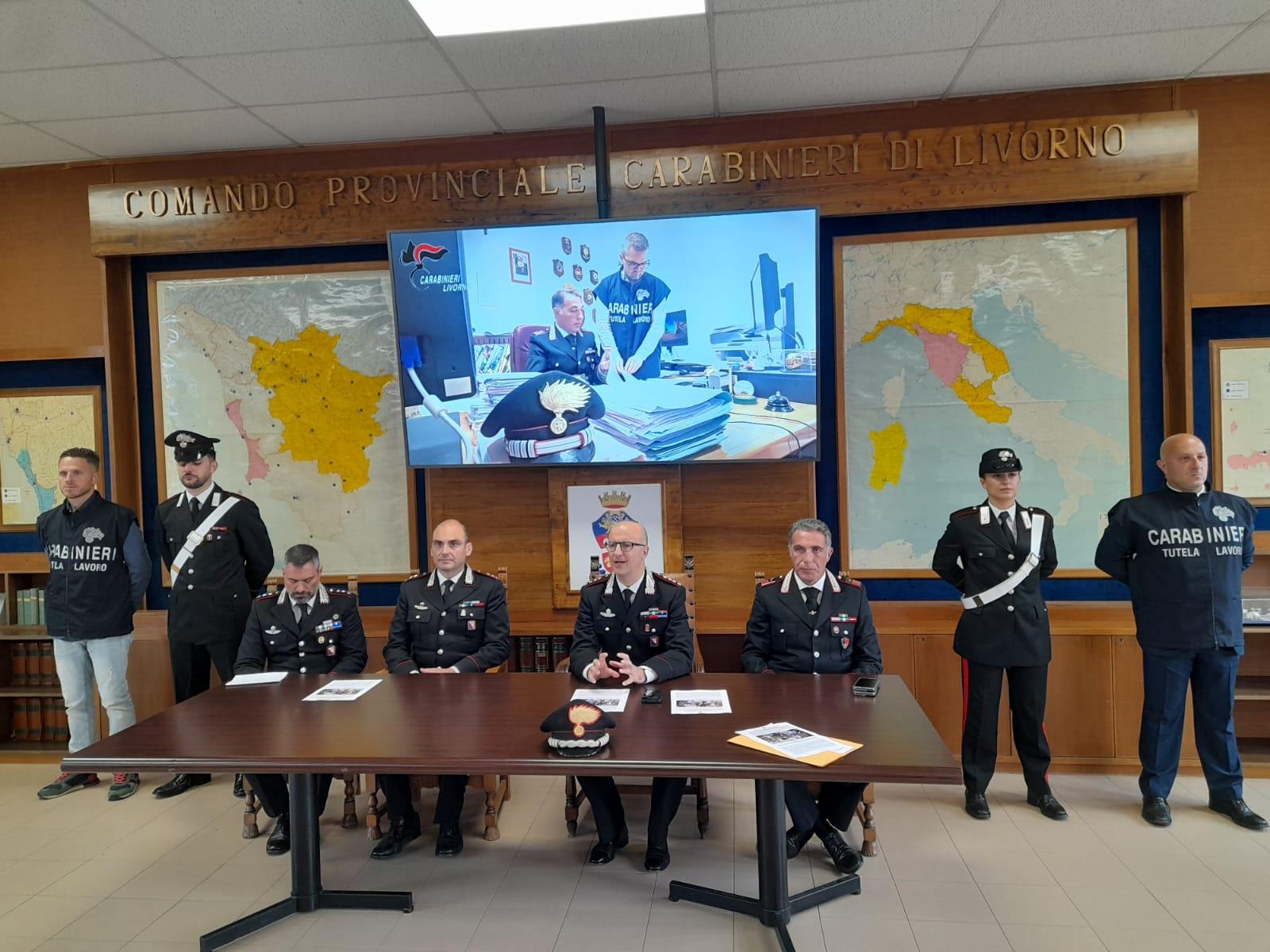 La conferenza stampa dei carabinieri