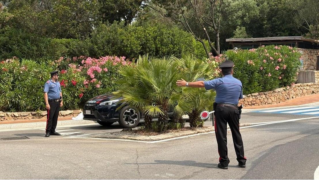 Tragedia in centro, 54enne muore d’infarto sul marciapiede
