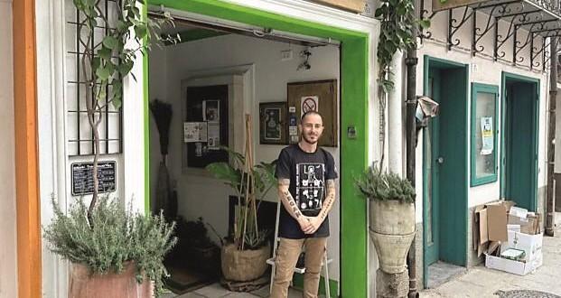 La sfida di Nicola De Agostini: dal mercato del pesce al market vegano