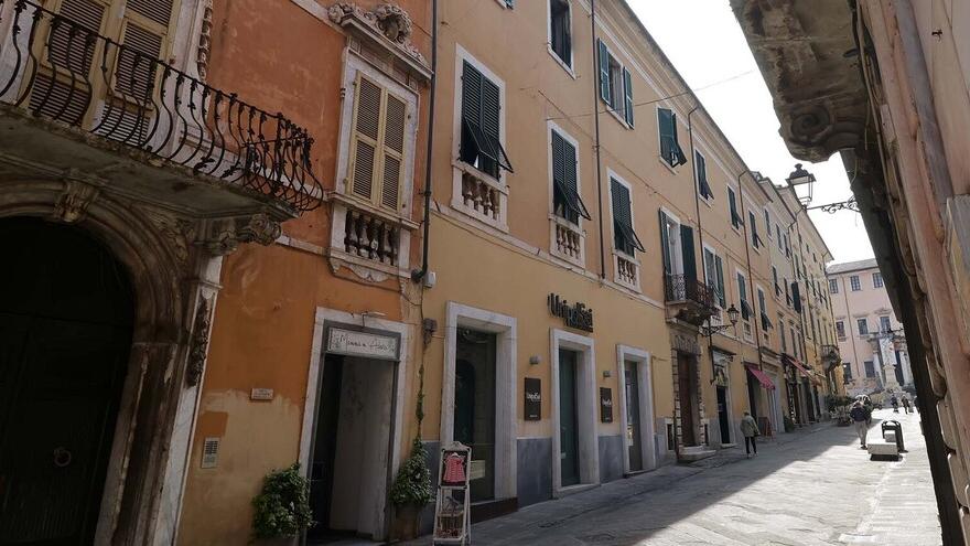 Un tratto di via Loris Giorgi