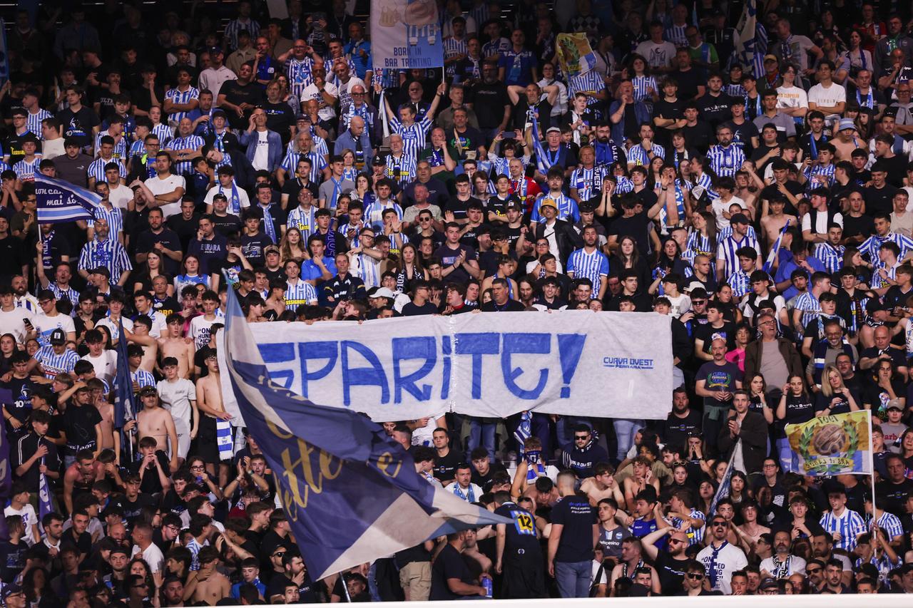 Spal a rischio fallimento. Curva Ovest: «Stiamo insieme qualunque cosa succeda»