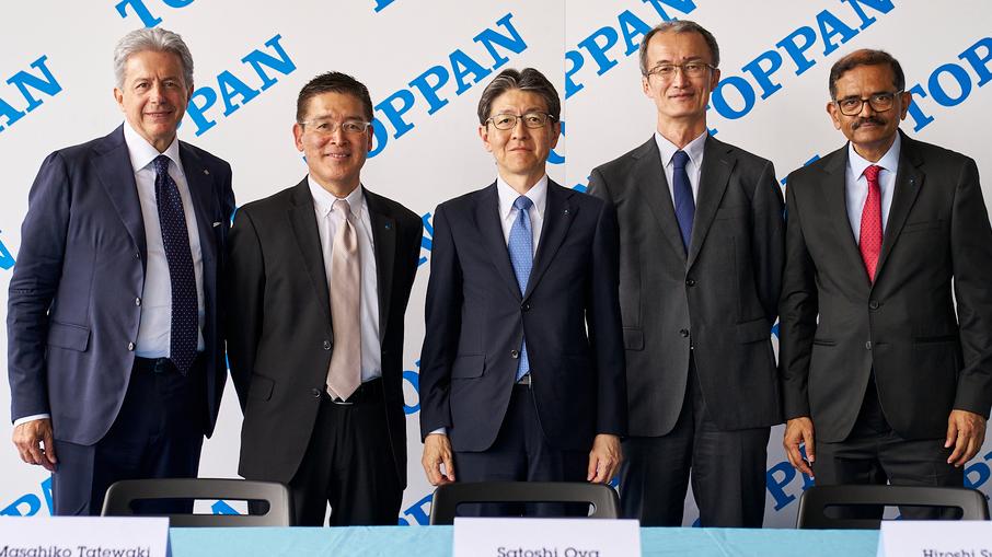 I manager del gruppo giapponese Toppan