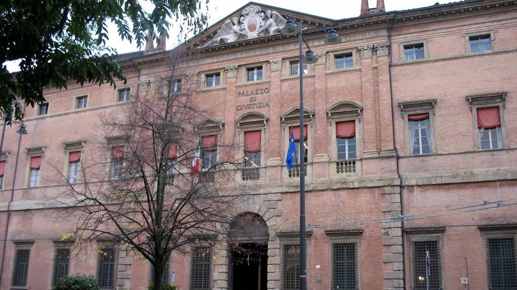 Il Tribunale per i minorenni di Bologna