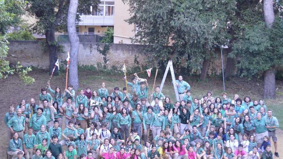 Livorno e la tribù dell’avventura scout si racconta. Si lancia la raccolta fondi per il tetto della sede