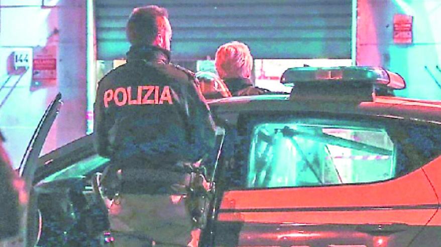 La polizia in via Provinciale Pisana (foto d'archivio)