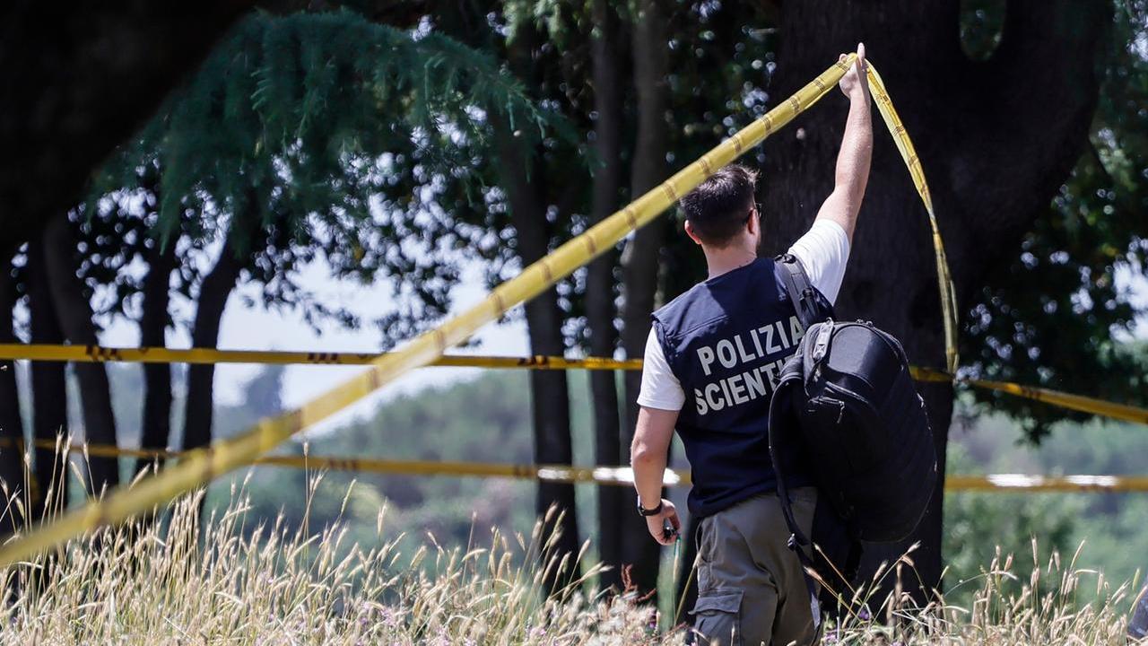 Villa Pamphili, cadaveri identificati: sarebbero madre e figlia originarie dell’Est. Si cerca un uomo