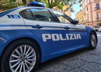 Lucca, ignora divieto di avvicinarsi all’ex: arrestato ristoratore del centro<br>
