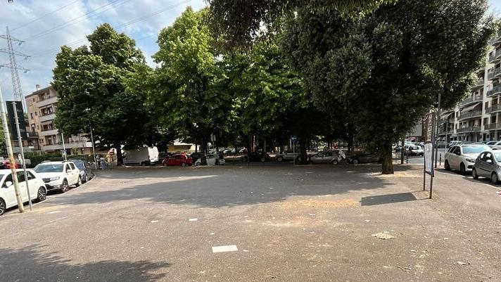 Prato, centinaia di firme contro il restyling del “triangolone” al Soccorso: residenti e commercianti protestano