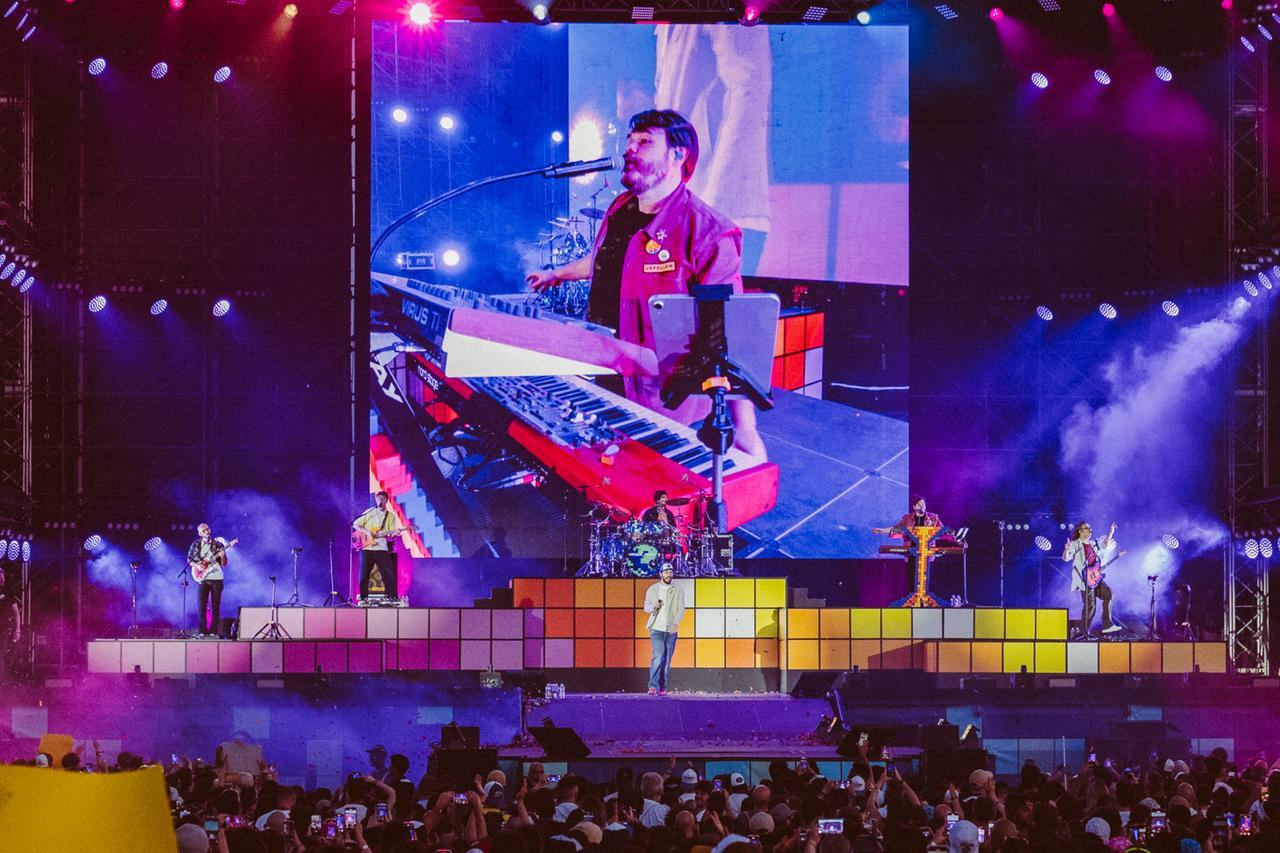 La General Sound anima il concerto dei Pinguini Tattici Nucleari