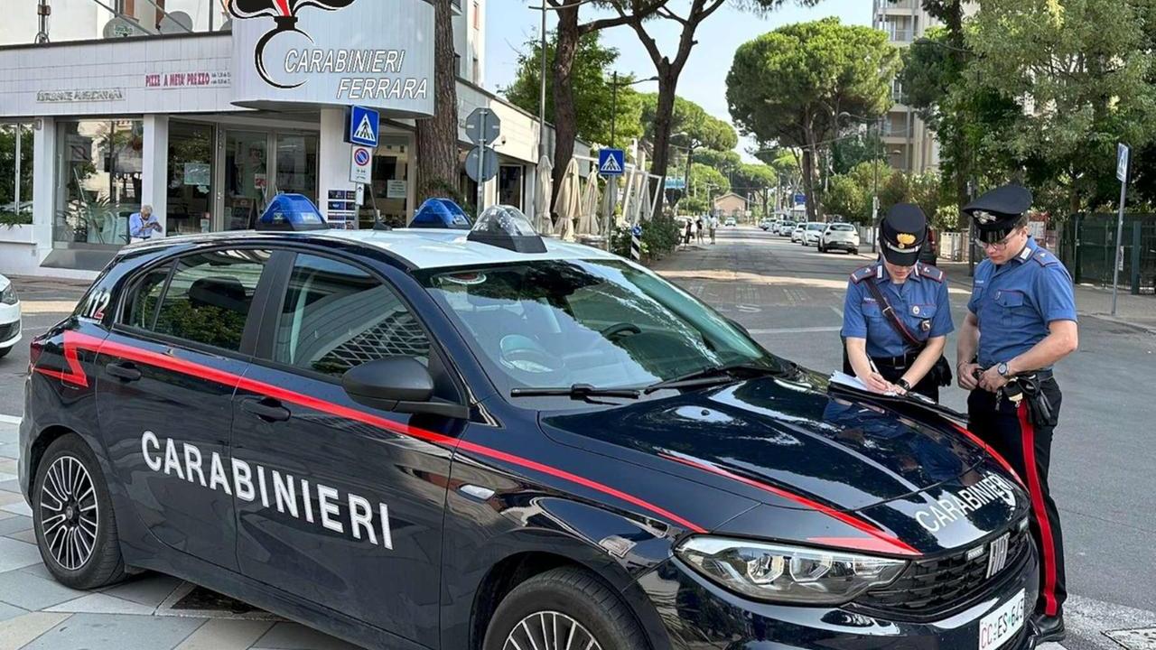 Furto e aggressione al bazar di Lido Estensi. Fermata la banda in fuga