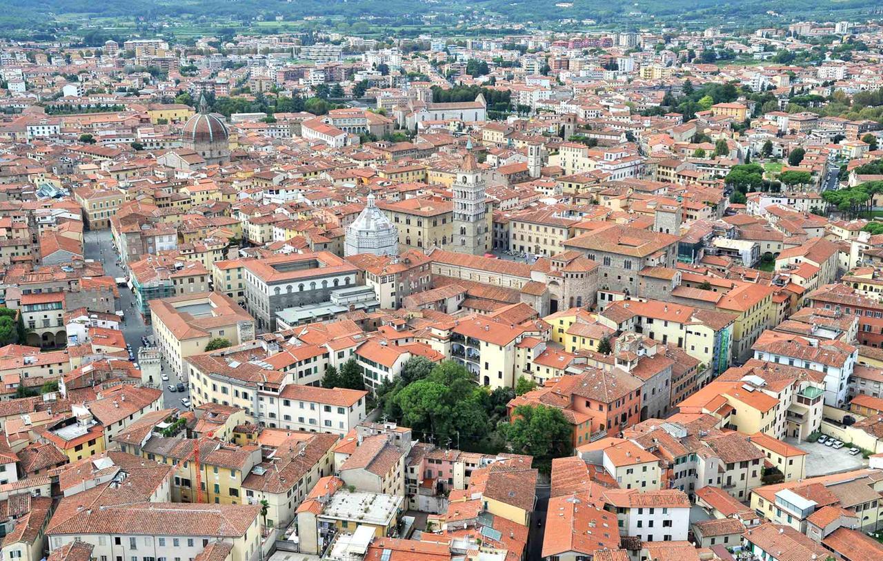 Capitale italiana del Libro 2026, Pistoia si candida: dovrà battere altre 10 città – Cosa serve per vincere