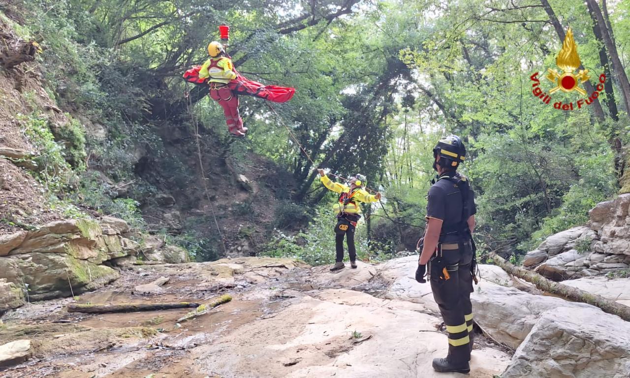 
	I soccorsi al giovane caduto a Rio Buti

