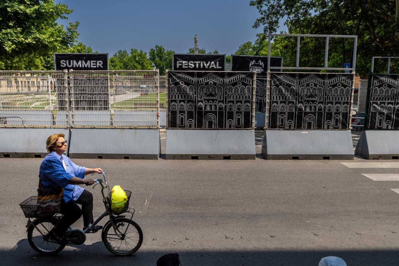 Ferrara a misura di concerti: la viabilità cambia, parcheggi a fianco della Certosa