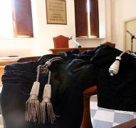 Maxi truffa a Ferrara, l’avvocato prende tempo