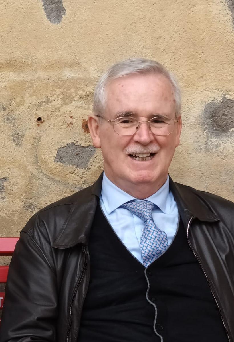 Il prof Lanfranco Cucchiarini muore stroncato da un malore in piscina al secondo giorno di vacanza