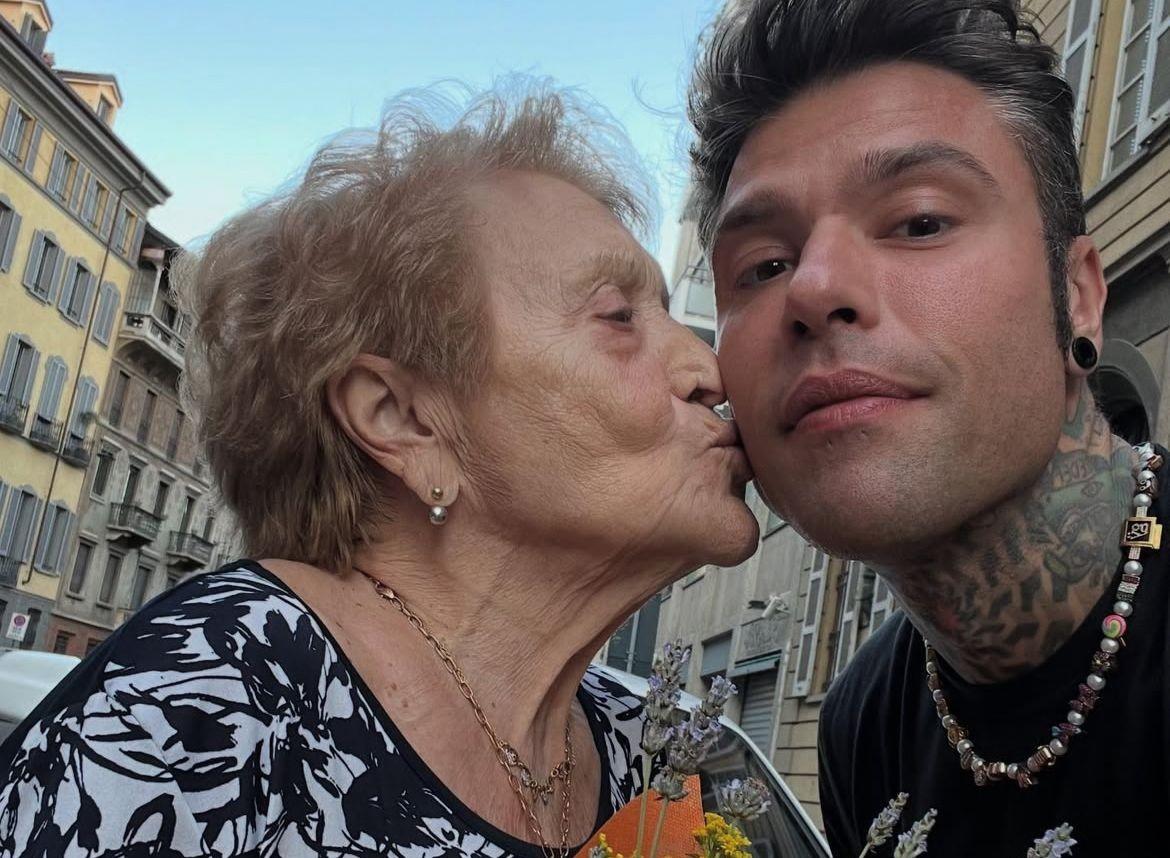 
	Fedez e la nonna Luciana Violini

