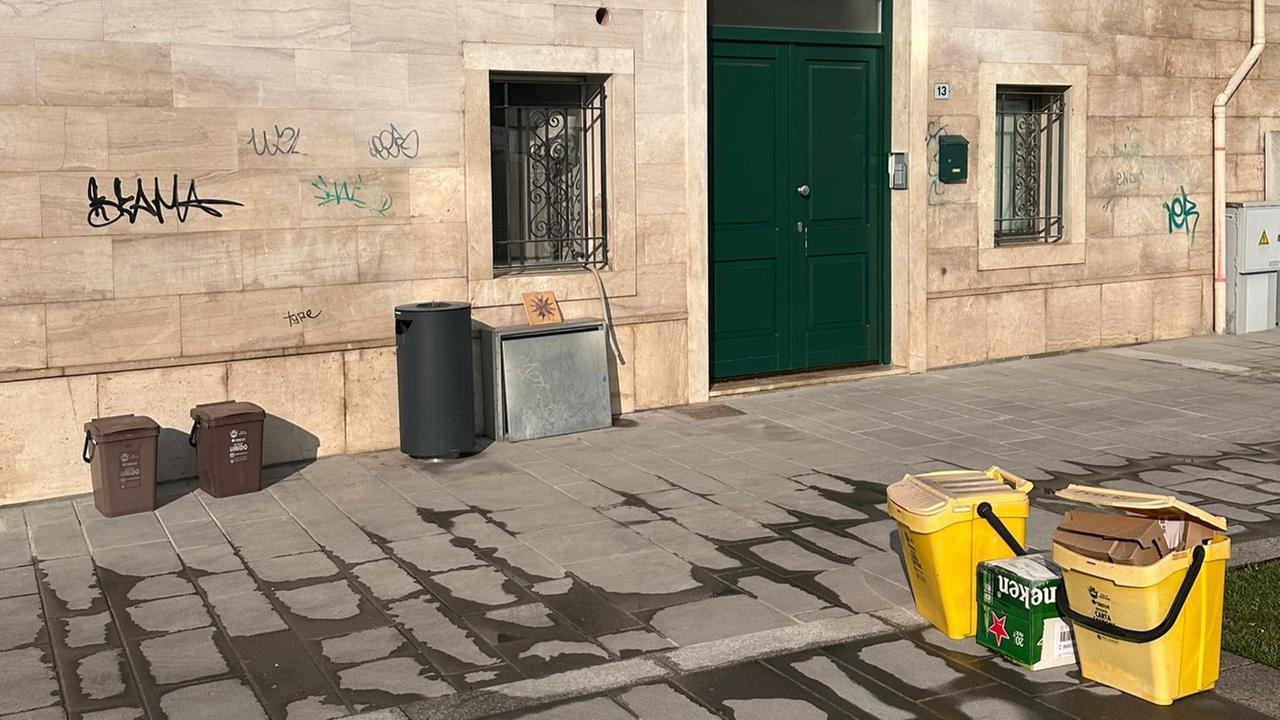 Rifiuti: condominio escluso dal porta a porta, scatta la protesta
