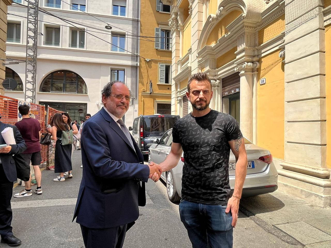 
	L'avvocato Antonio Ingroia e Nicholas Negrini

