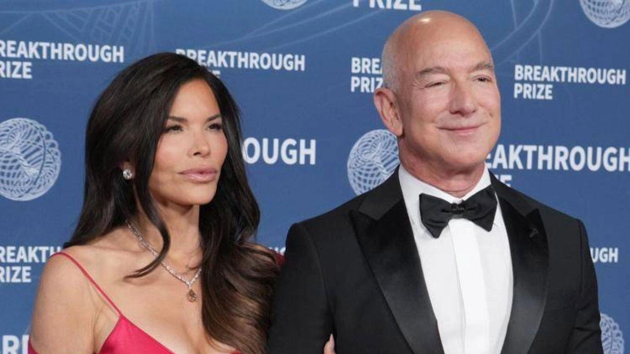 Lauren Sanchez e Jeff Bezos (foto AdnKronos)