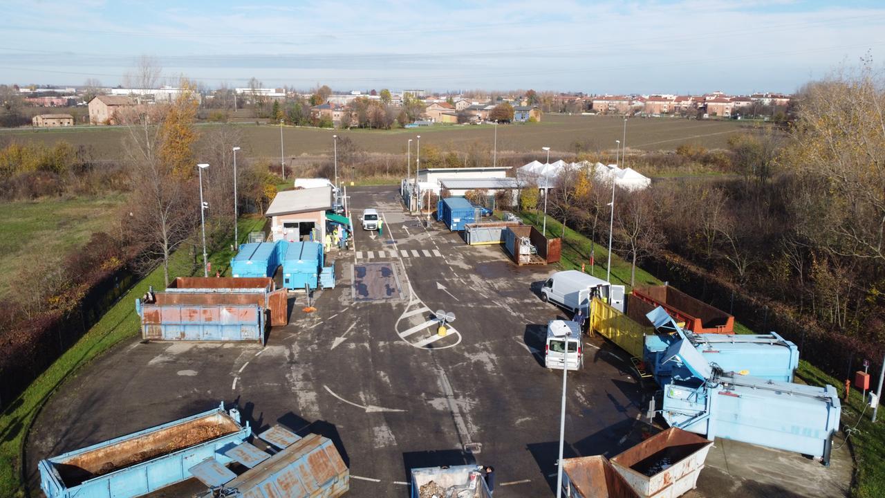 
	La stazione ecologica Leonardo di via Nobili

