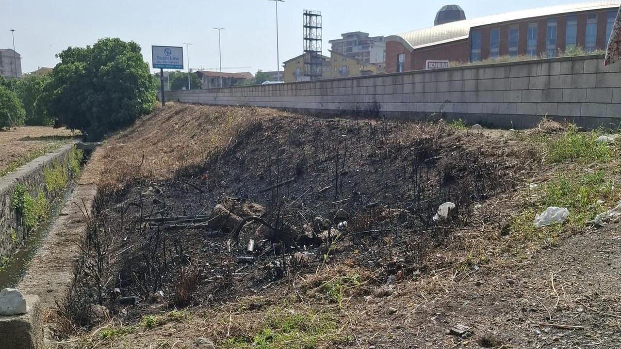 Da Campus universitario a ricovero dei senza tetto: «Ora è una discarica»