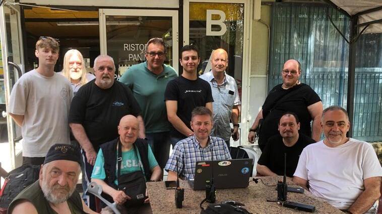 Studenti e appassionati di radio