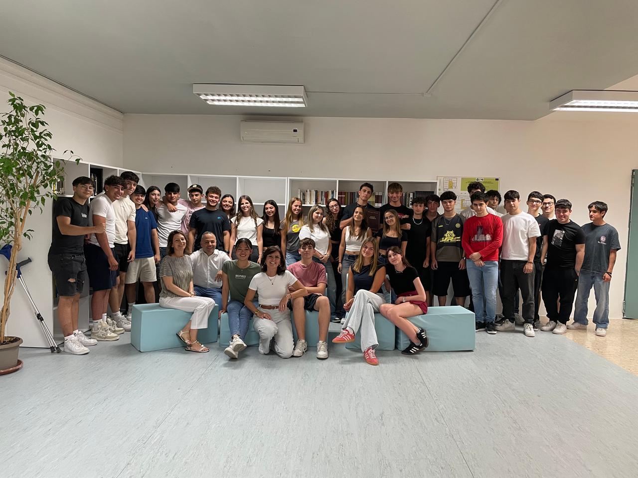 Olbia, al liceo Mossa ragazzi da tutto il mondo: «Qui ci sentiamo a casa»