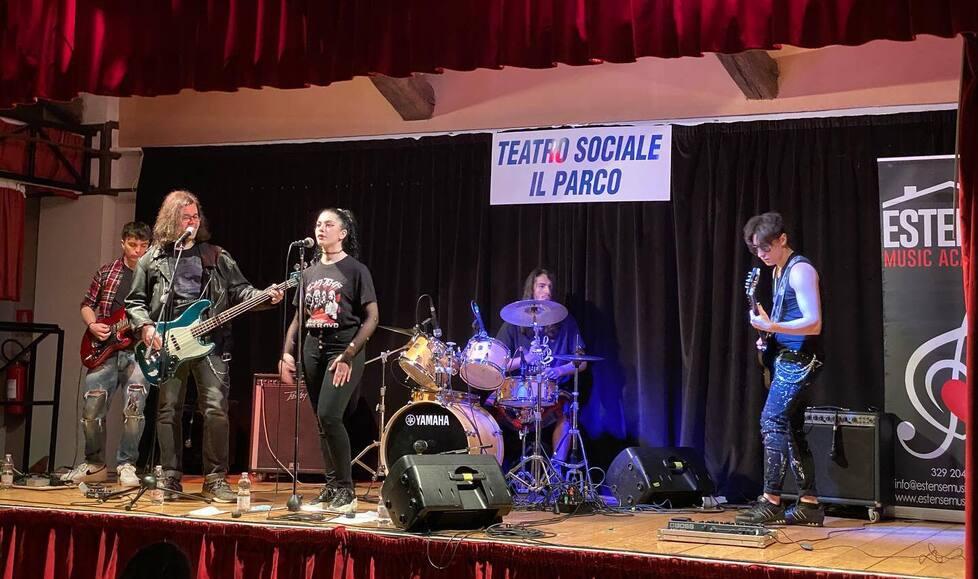 Ferrara, protesta per la musica alta. La replica: «Ma non siamo noi»