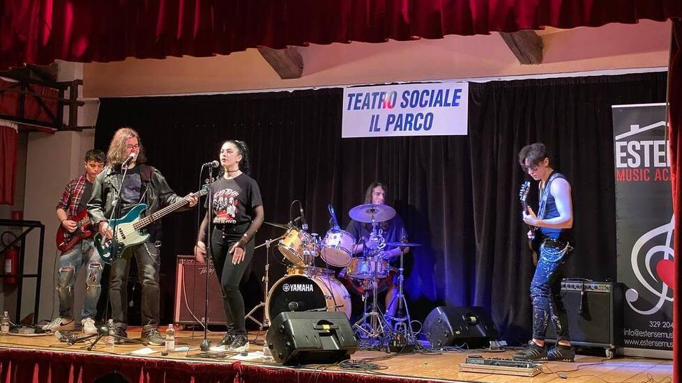 Ferrara, protesta per la musica alta. La replica: «Ma non siamo noi»