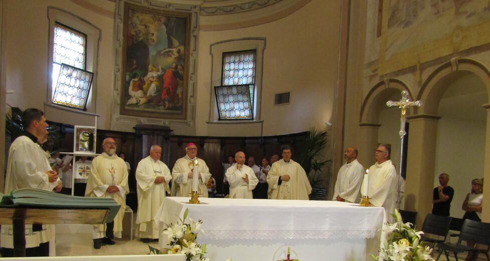 Vigarano, con la chiesa riaperta chiusa l’ultima ferita del terremoto<br type="_moz" />
