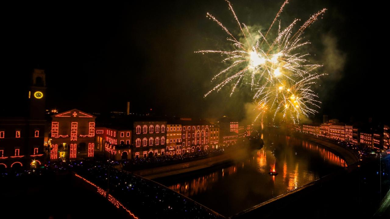 
	La Luminara a Pisa

