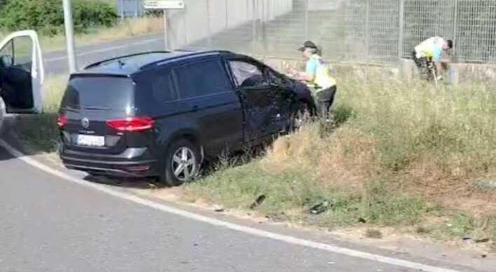 Cecina, scontro all’incrocio di via Pasubio: «È un continuo, va rifatta la segnaletica»