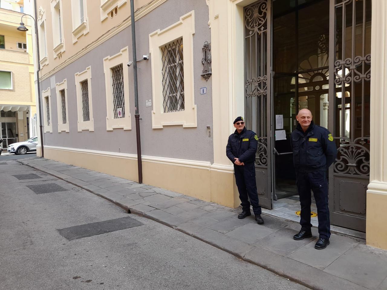 Permessi facili a Livorno, ecco dove la polizia ha trovato i soldi sequestrati a Mazzotta