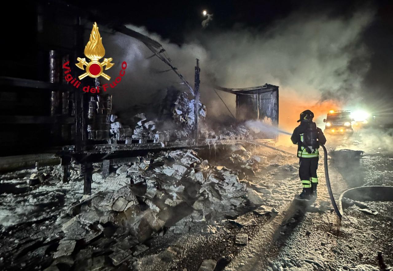 
	L'intervento dei vigili del fuoco


