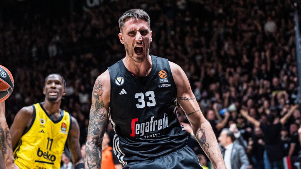 Tutta Reggio si stringe attorno ad Achille Polonara: centinaia i messaggi rivolti all’ex biancorosso