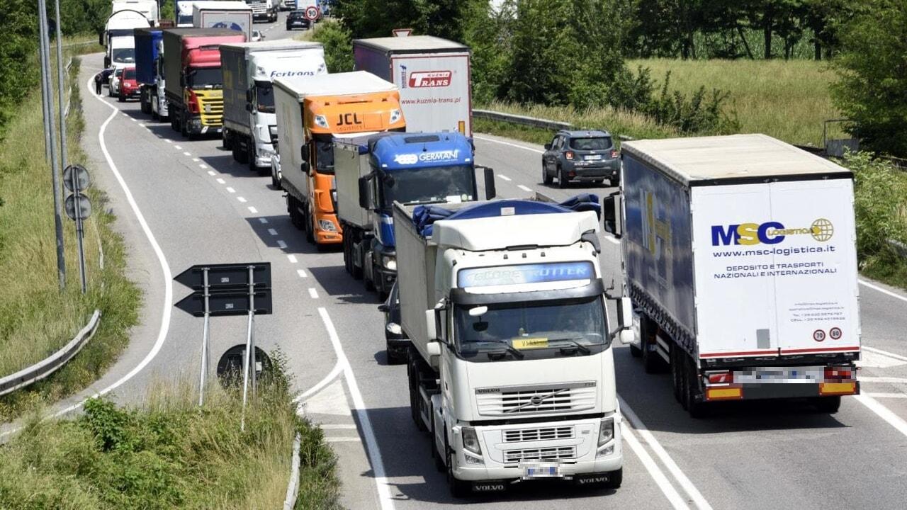 Sos autotrasporto merci in Sardegna: non si trovano conducenti