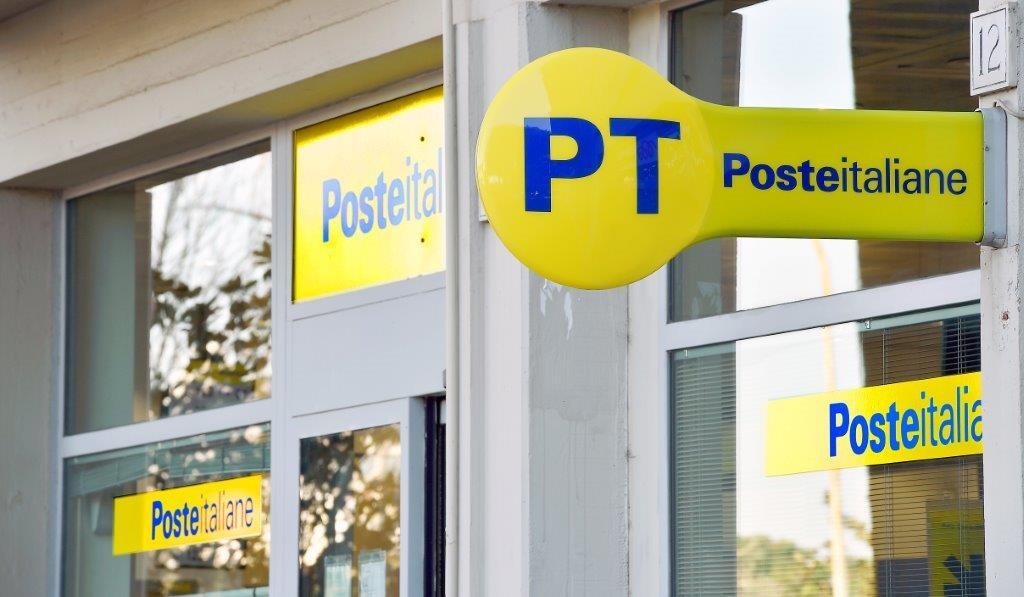 Poste Italiane: «Anche noi vittime della dipendente infedele, risarciremo tutti i clienti»
