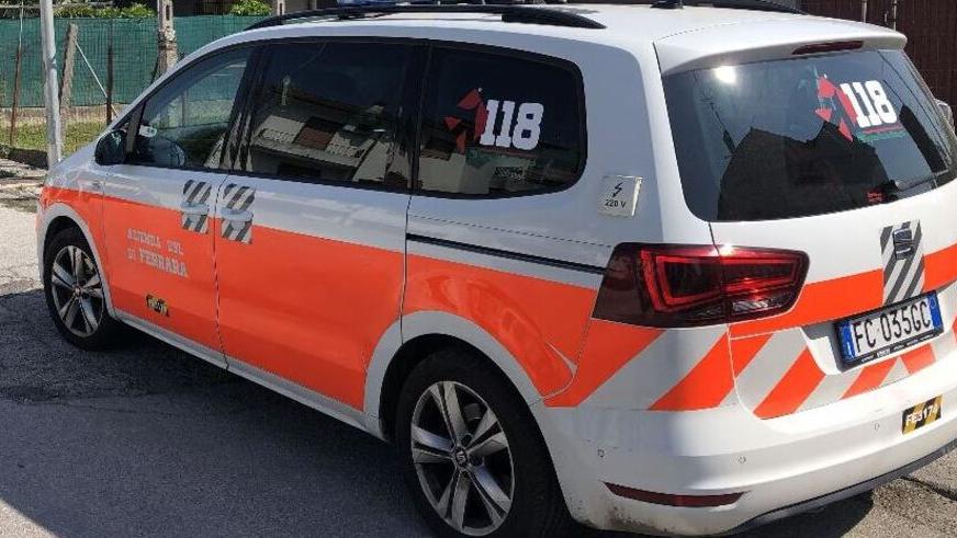 Ferrara, weekend con picchi di soccorsi. Trasporti impennati in dieci anni