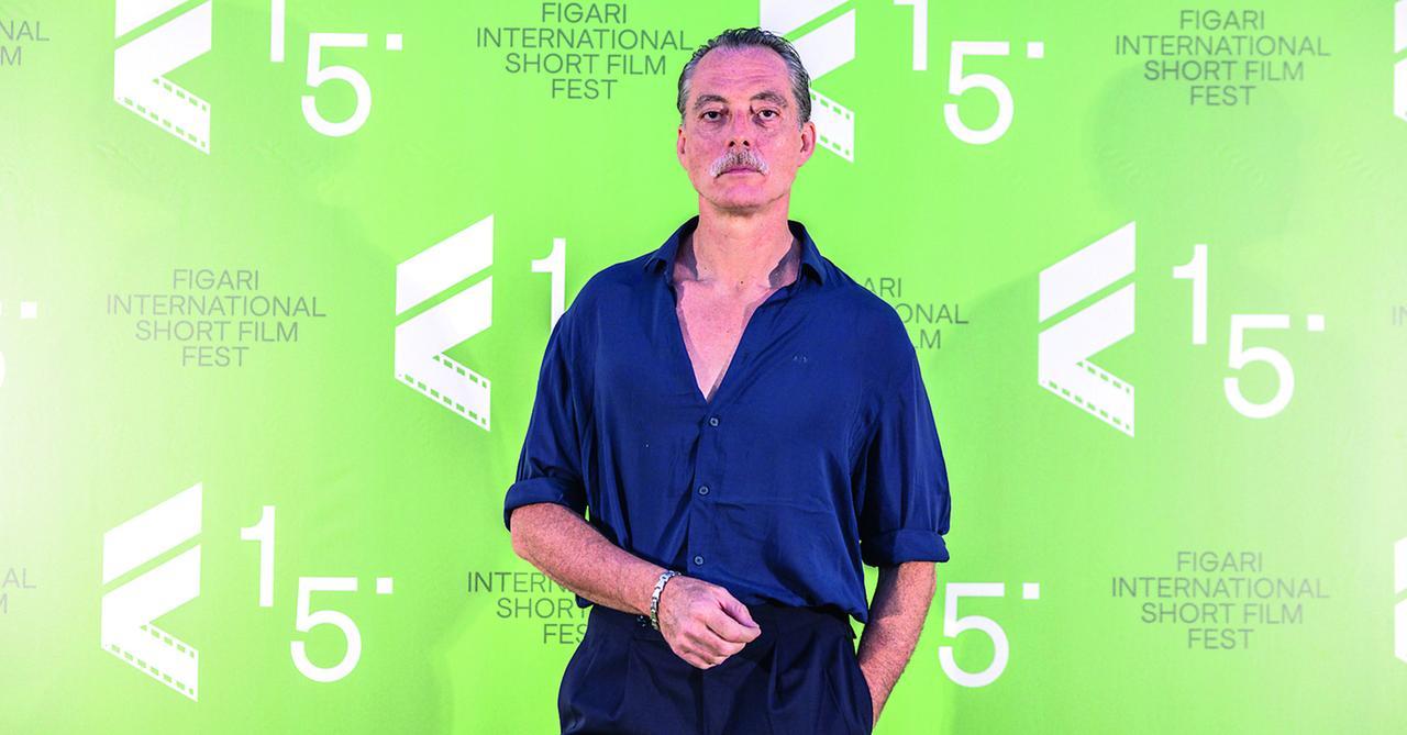 Maurizio Lombardi: «Resto attore ma consiglio a chiunque voglia fare questo lavoro di cimentarsi nella regia»