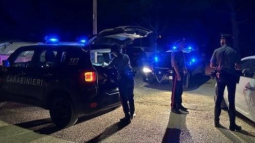 Comacchio, minaccia moglie e figli con un coltello da macellaio