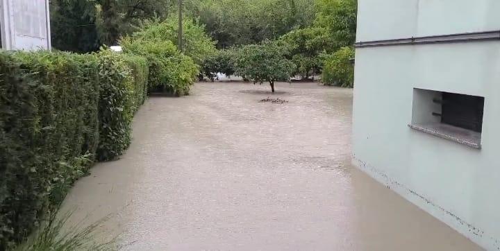 Maltempo, la conta dei danni. Rabbia a Veggia per il Rio Rocca esondato: «Di nuovo nel fango»