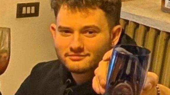 Firenze, scomparso Sandro Benvenuti: il 21enne di Firenzuola sparito dopo aver preso un Uber