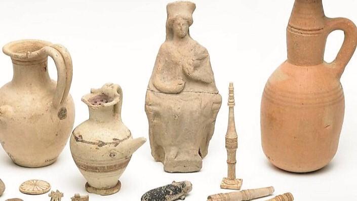 Gli ori di Tharros trafugati nell’800 si trovano al British Museum