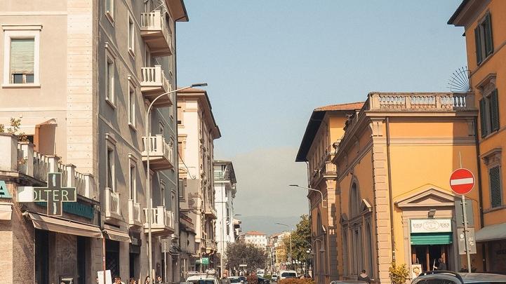 Corso Roma visto da piazza del Popolo
